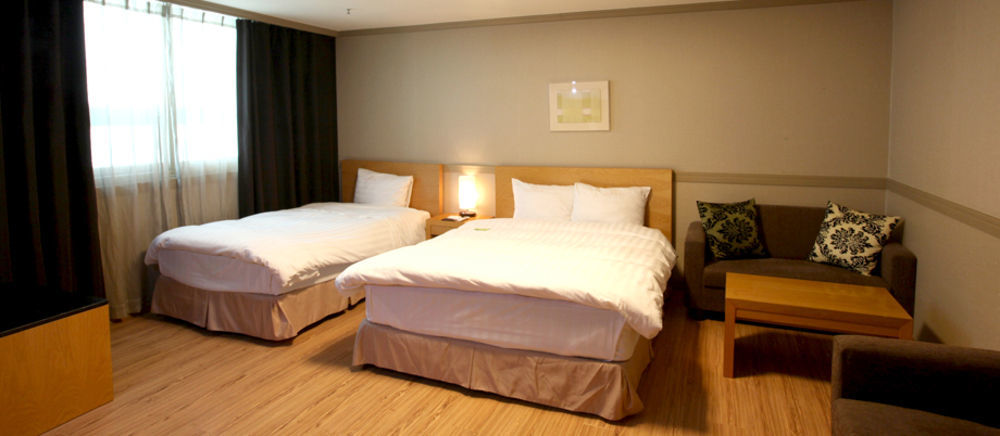 Changwon At Business Hotel Экстерьер фото