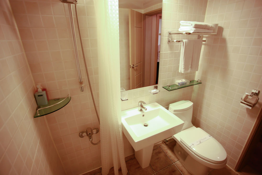 Changwon At Business Hotel Экстерьер фото